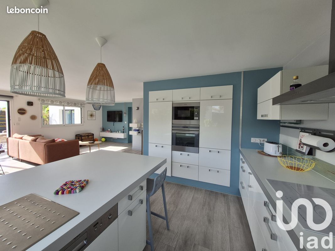 Maison 5 pièces 106 m² · à Bellevigny · 106 m² · 338 500 €