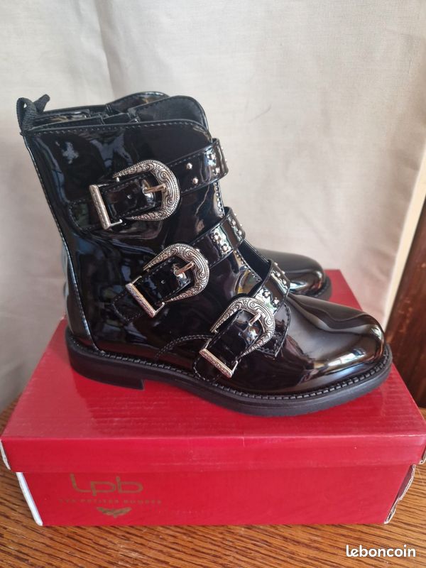 Bottines noires vernies tendance buckles neuves (image 6)