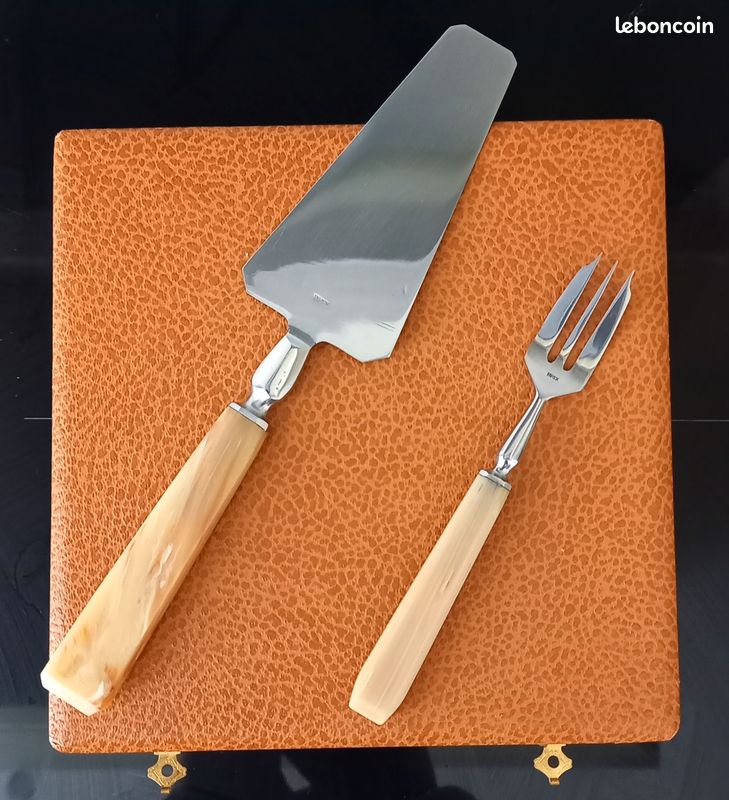 Lot De 12 Fourchettes à Gâteaux Anciennes - Bakélite Et Inox - Vintage