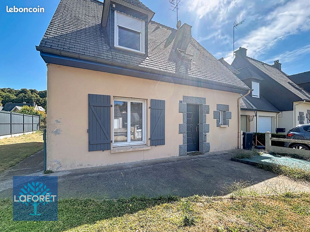 Maison 5 pièces 103 m² · à Saint-Germain-en-Coglès · 103 m² · 168 000 €