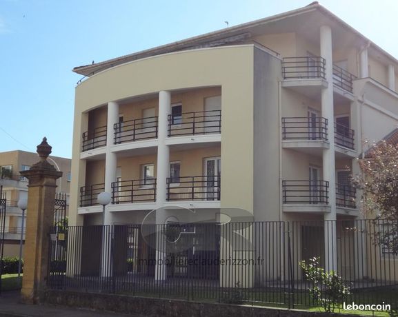 Studio 1 pièce 23 m²