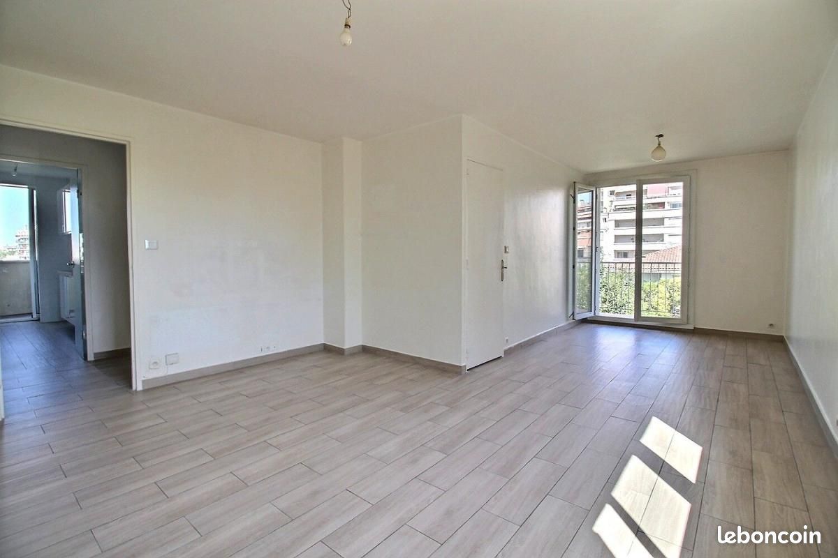 Appartement 3 pièces 72 m² · à Marseille · 72 m² · 140 000 €