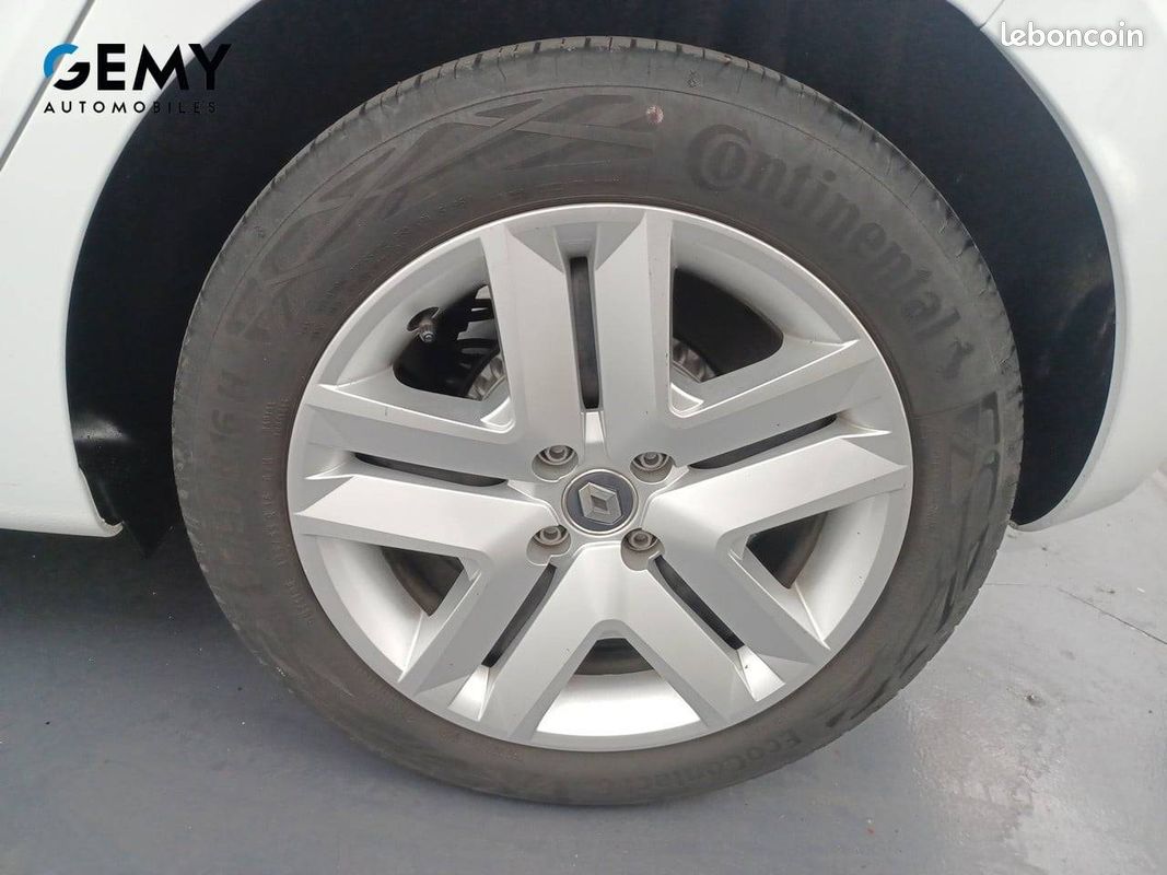 RENAULT Clio SCe 65 - 21N Zen (image 11)