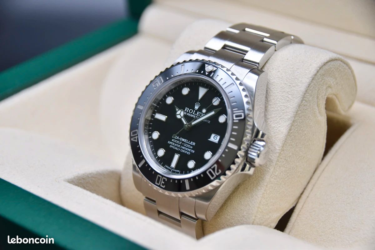 Rolex sea dweller 4000 - 116600 (2016) (image 2)