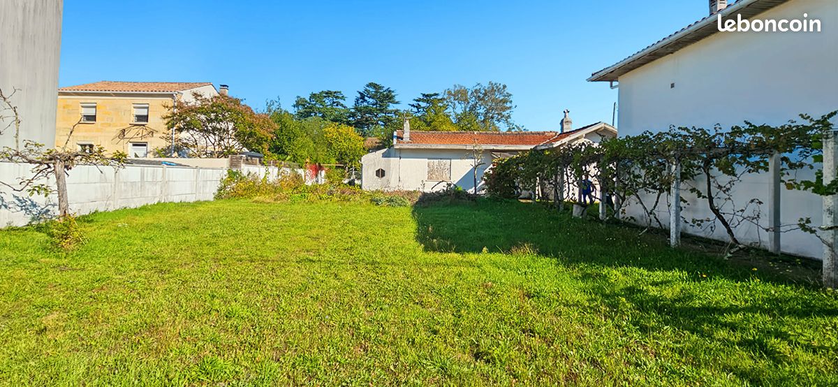 Terrain 600 m² · à Bordeaux · 600 m² · 343 000 €