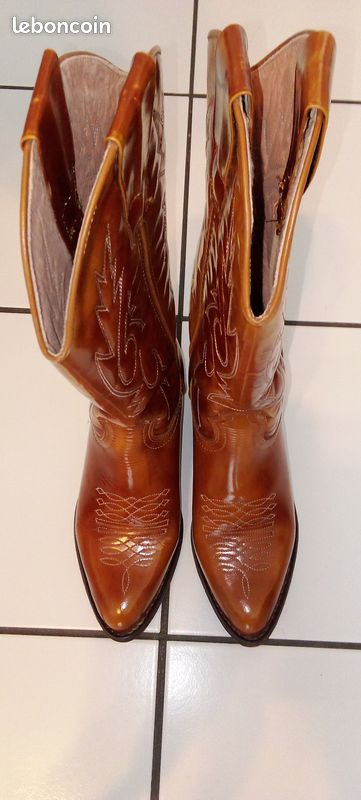 Bottes Western Vintage - Héritage Crocodile et Finitions