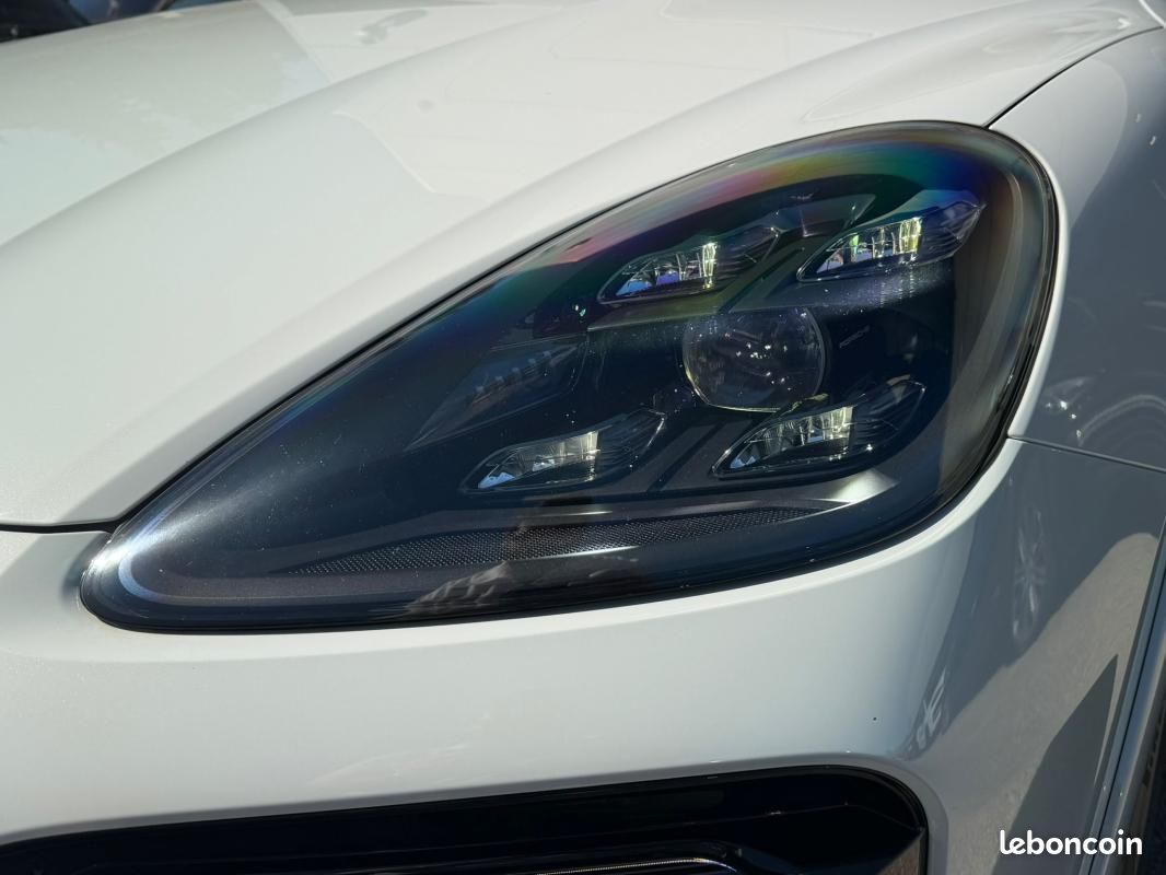 Porsche Cayenne E-Hybrid 3.0 V6 462 ch Tiptronic BVA (image 6)