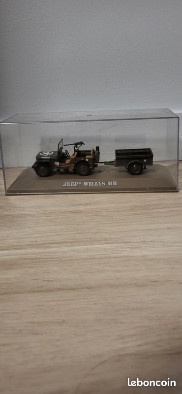 Voiture de collection (image 1)