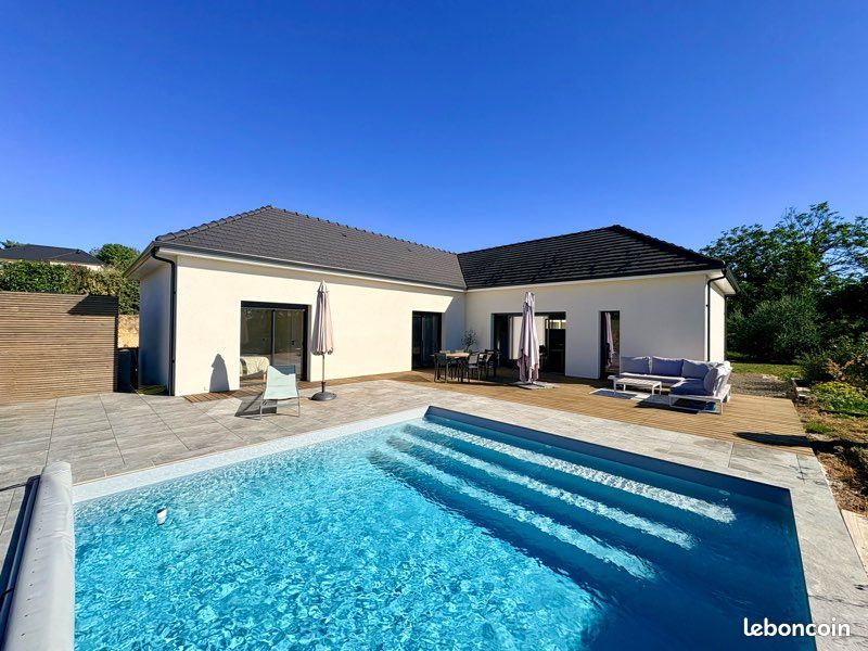 Maison 4 pièces 122 m² · à Sainte-Féréole · 122,3 m² · 335 000 €