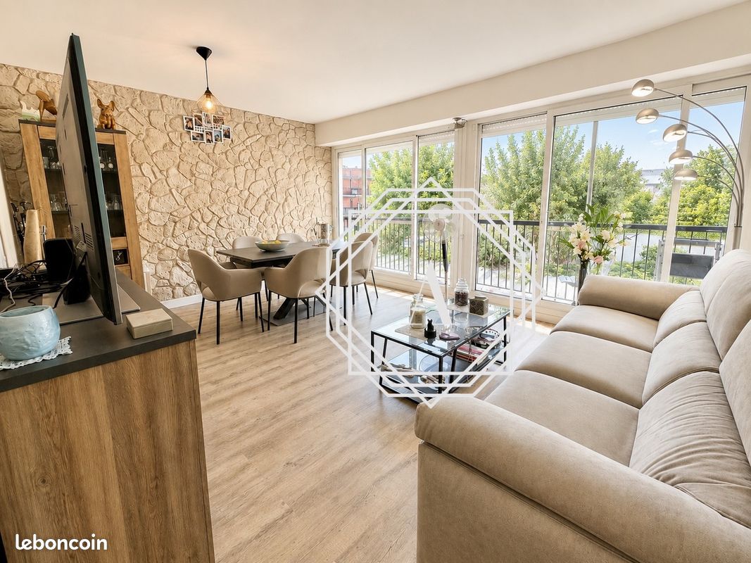 Appartement 5 pièces 82 m² · à Pontoise · 82 m² · 194 000 €