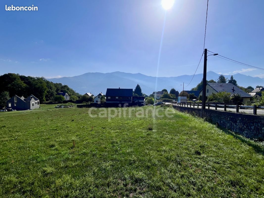Terrain 2 256 m² Gez · 149 000 €
