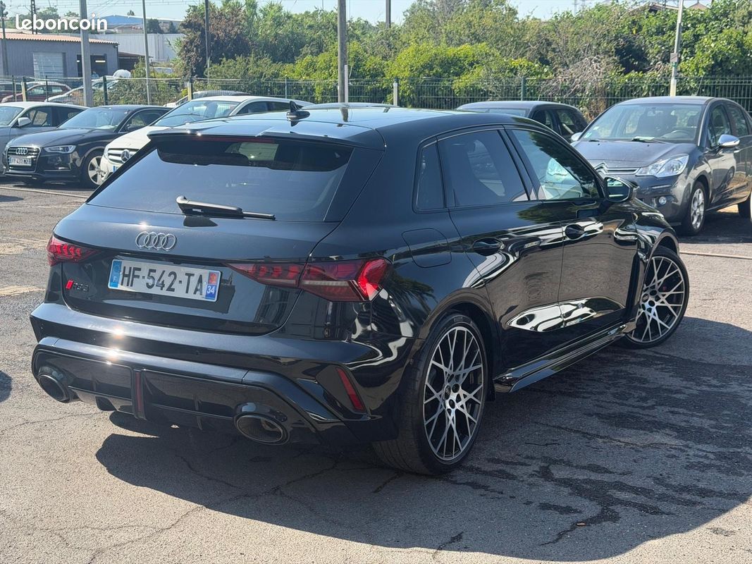 Audi RS3 SPORTBACK 2.5 TFSI 400CV quattro S-tronic 7 CARTE GRISE FRANCAISE (8900 KMS) (image 2)