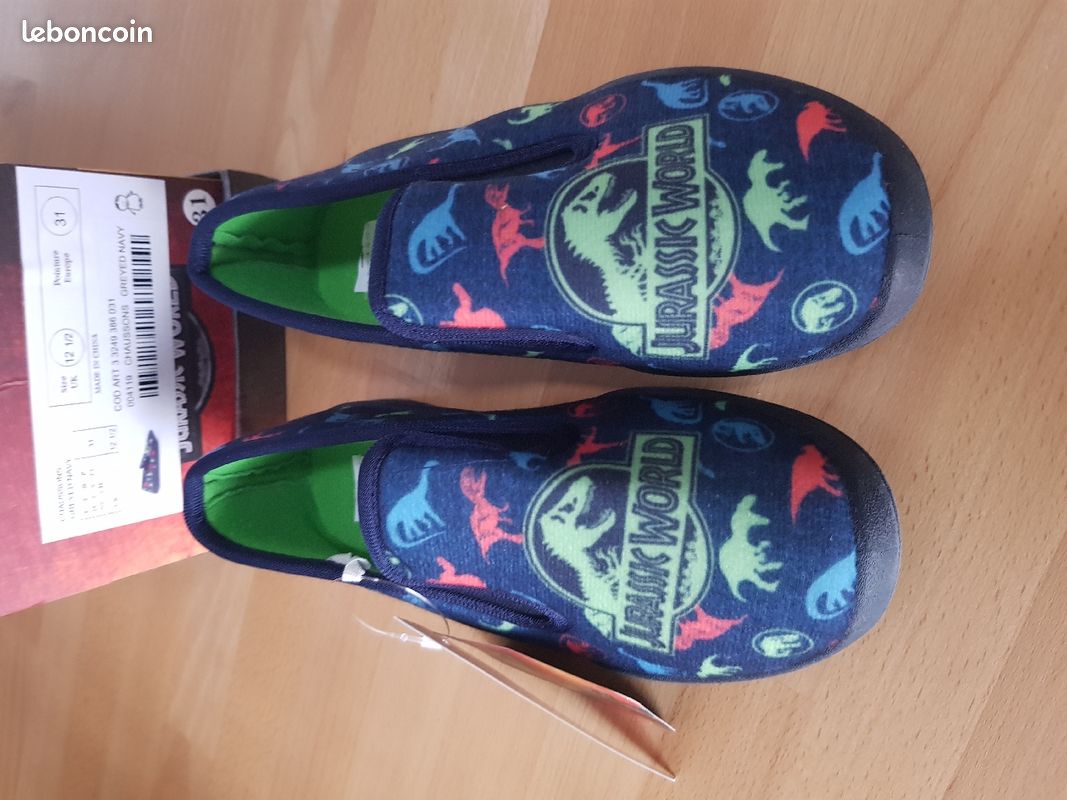 Chaussons Jurassic World P31 (image 1)