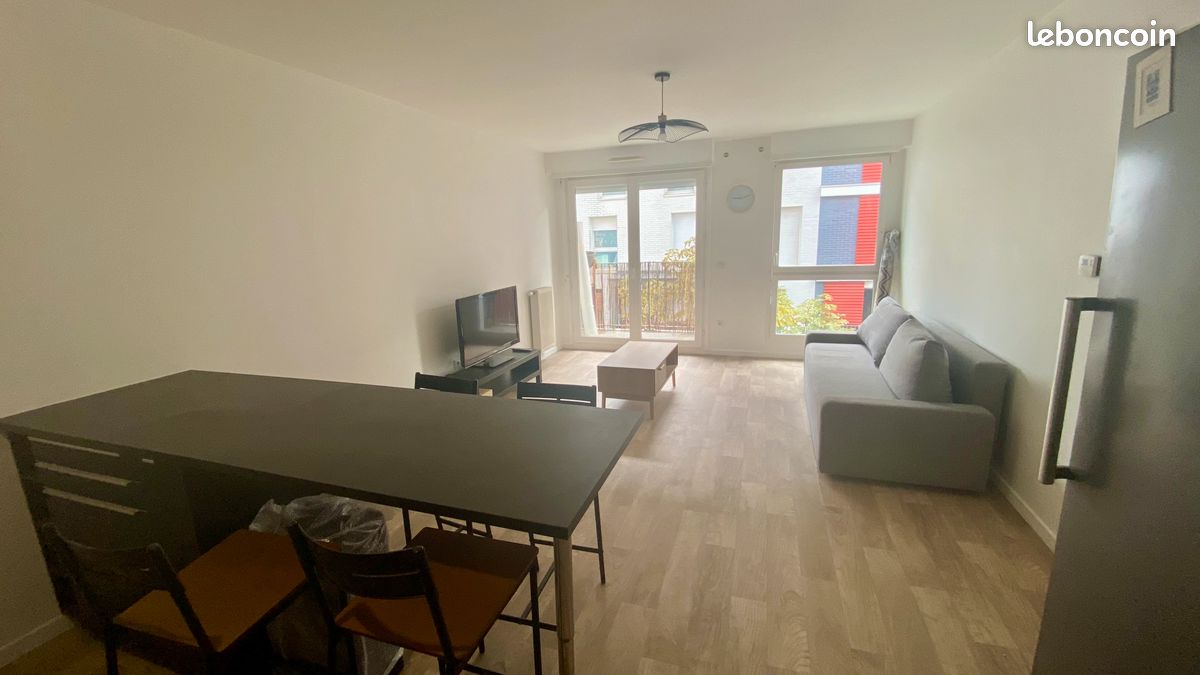 Appartement 4 pièces 81 m² · à Ivry-sur-Seine · 81 m² · 2 450 €/mois