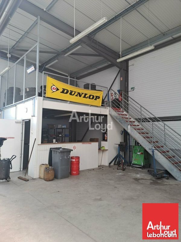 Local commercial 740 m² CHATELLERAULT (image 8)