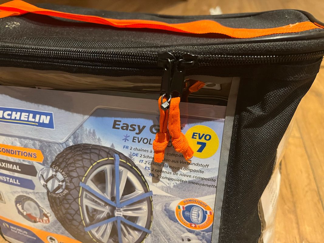 Easy Grip Evo 7 chaînes à neige Michelin chaussettes neuves - Équipement  auto