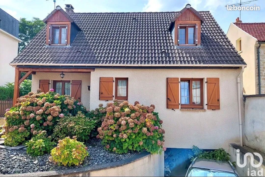 Maison 5 pièces 90 m² · à Viarmes · 90 m² · 339 000 €