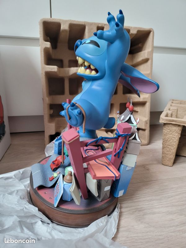 Figurine stitch lumineuse (image 5)