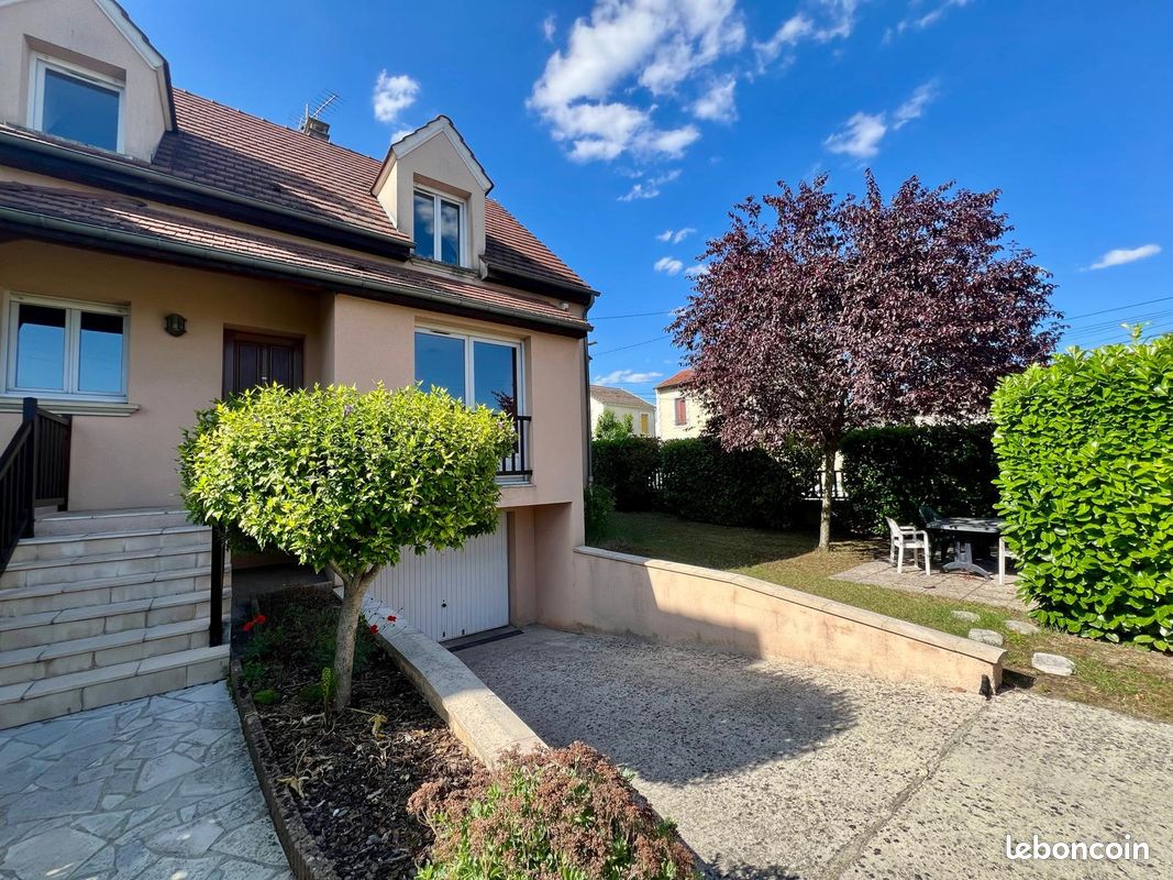 Maison 6 pièces 111 m² · à Houilles · 111 m² · 599 000 €