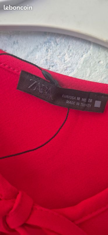 Top Rouge M Zara(en vente actuellement) (image 5)