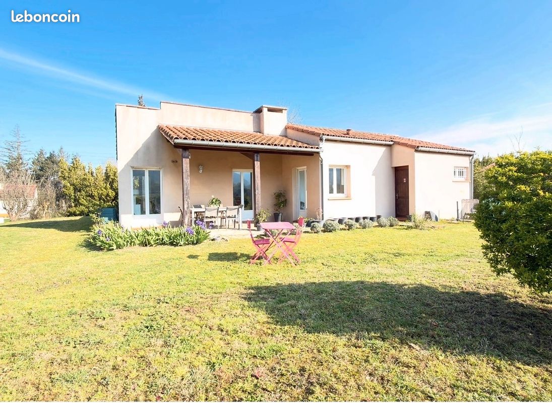 Maison individuelle de plain-pied avec jardin (image 1)