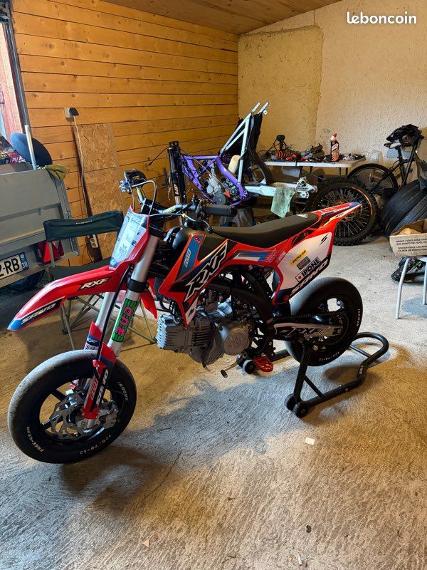 Apollo RXF 190 supermot - Motos