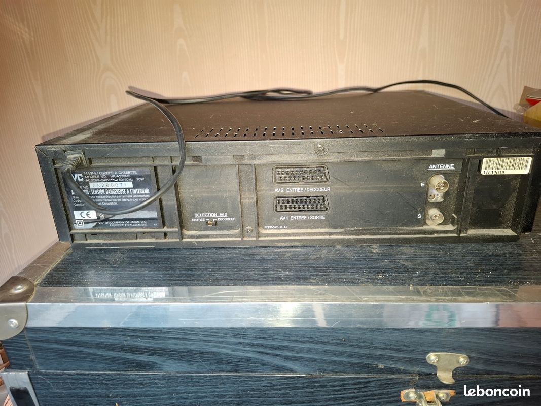 Magnétoscope JVC HR-A230MS – VHS – Occasion Fonctionnel