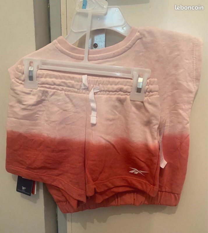 Ensemble Fille T-shirt Et Short Rose - Taille 4 Ans - Neuf Avec étiquettes