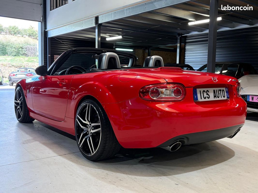 Mazda Mx-5 NCFL PERFROMANCE BVM6 2.0l mzr 160 CV / +JANTES 17 ORIGINE / 2eme MAIN / 70000 KM / BILSTEIN / BOSE / ENTRETIEN COMPLET / TRES BEL ETAT (image 5)