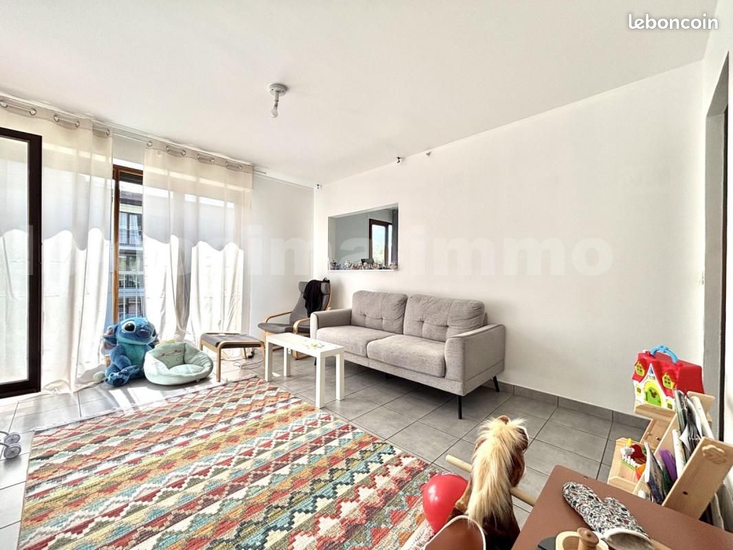 Appartement 4 pièces 75 m² · à Cluses · 75 m² · 114 000 €