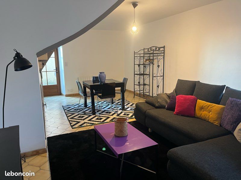 Maison 3 pièces 70 m² · à Hautefage-la-Tour · 70 m² · 630 €