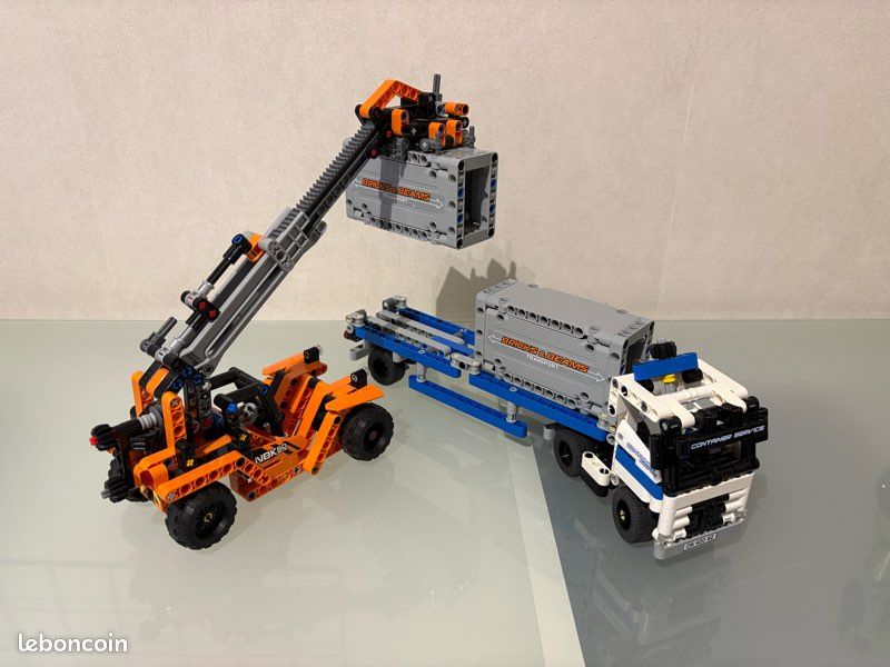 Lego technic 42062 transport de conteneurs Jeux Jouets