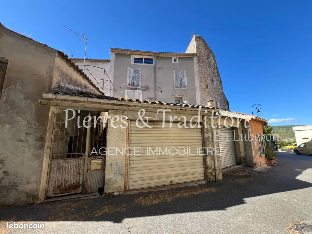 Maison 7 pièces 161 m² · à Céreste-en-Luberon · 161 m² · 129 000 €