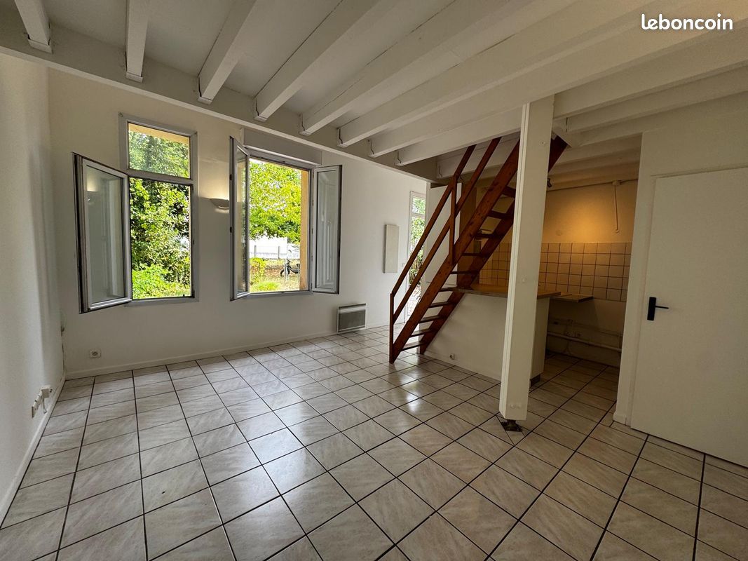 Appartement 1 pièce 35 m² · à Bordeaux · 35 m² · 696 €