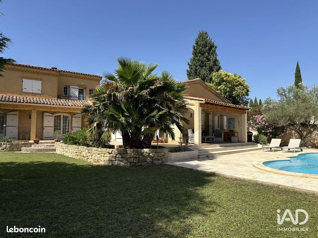 Maison 5 pièces 229 m² · à Morières-lès-Avignon · 229 m² · 700 000 €