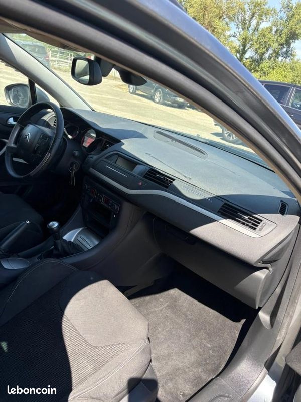 Citroen C5 1.6 HDI TOURER 110 CV CONFORT (image 12)