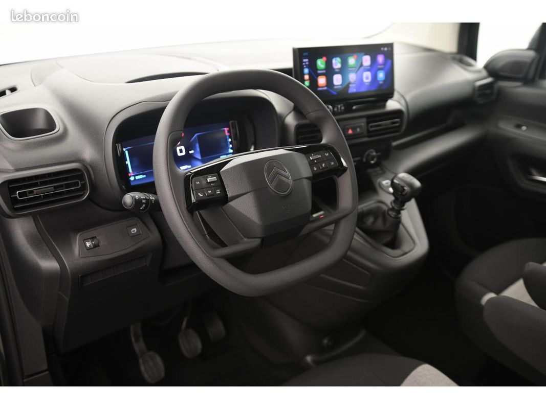 CITROEN BERLINGO Essence 110 ch M BVM6 Plus ADM+CAMERA / OR FRANCE (image 12)