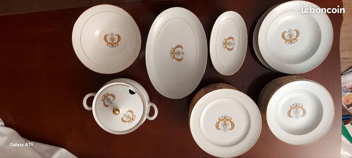 Seltmann Weiden Compact Bayern Coquetier Avec Plateau En Porcelaine Dure Bleu/Blanc/Jaune/Rouge 12,5 X 12,5 X 2,5 Cm