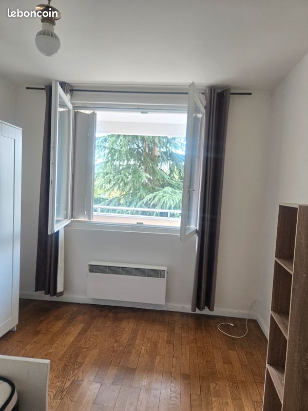 Appartement 3 pièces 70 m² · à Lyon · 70 m² · 950 €