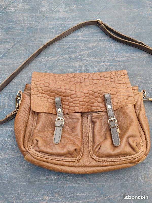 Sac à main réversible en cuir bubble nuts de la marque CRAIE