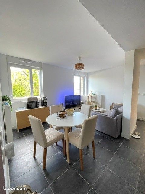 Appartement 4 pièces 60 m² · à Saint-André-lez-Lille · 60 m² · 906 €/mois
