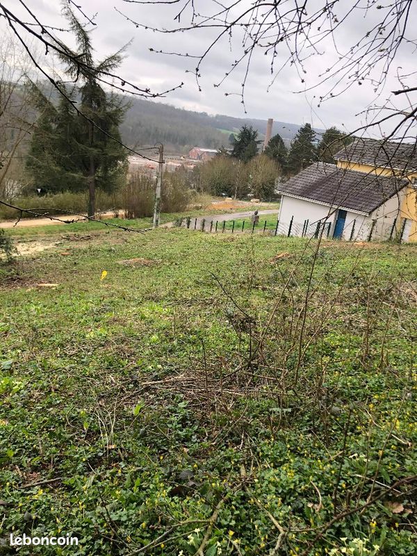Terrain constructible Barentin Hors lotissement · 70 000 €