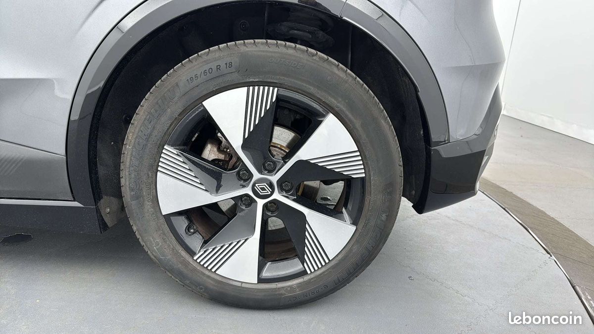 Renault megane e tech ev60 220 ch optimum charge equilibre (image 22)