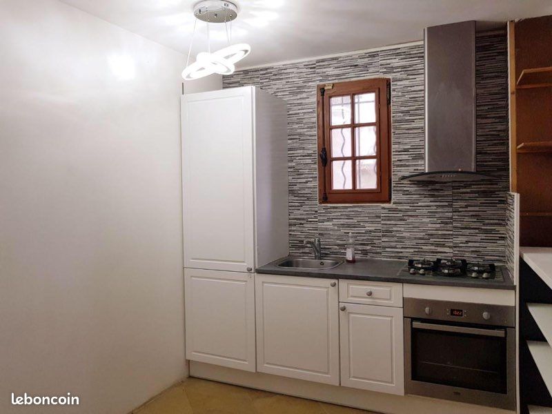 Appartement 2 pièces 75 m² · à Croix · 75 m² · 890 €/mois