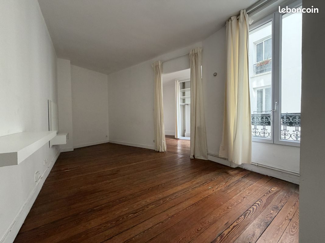 Appartement 2 pièces 37 m² · à Paris · 37 m² · 338 000 €