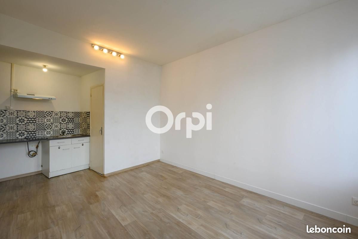 Immeuble 11 pièces 140 m² (image 12)