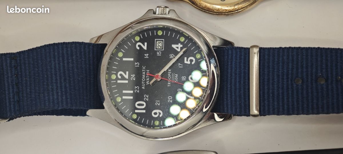 Lot de 13 montres (image 9)