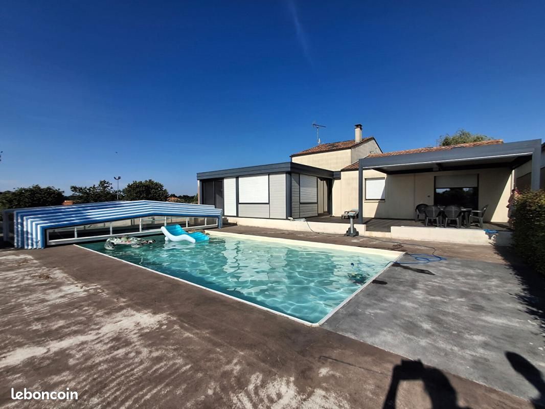 Maison 7 pièces 202 m² · à L'Hermenault · 202 m² · 259 000 €