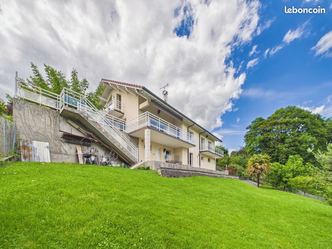 Maison 7 pièces 219 m² · à Tresserve · 219 m² · 849 000 €