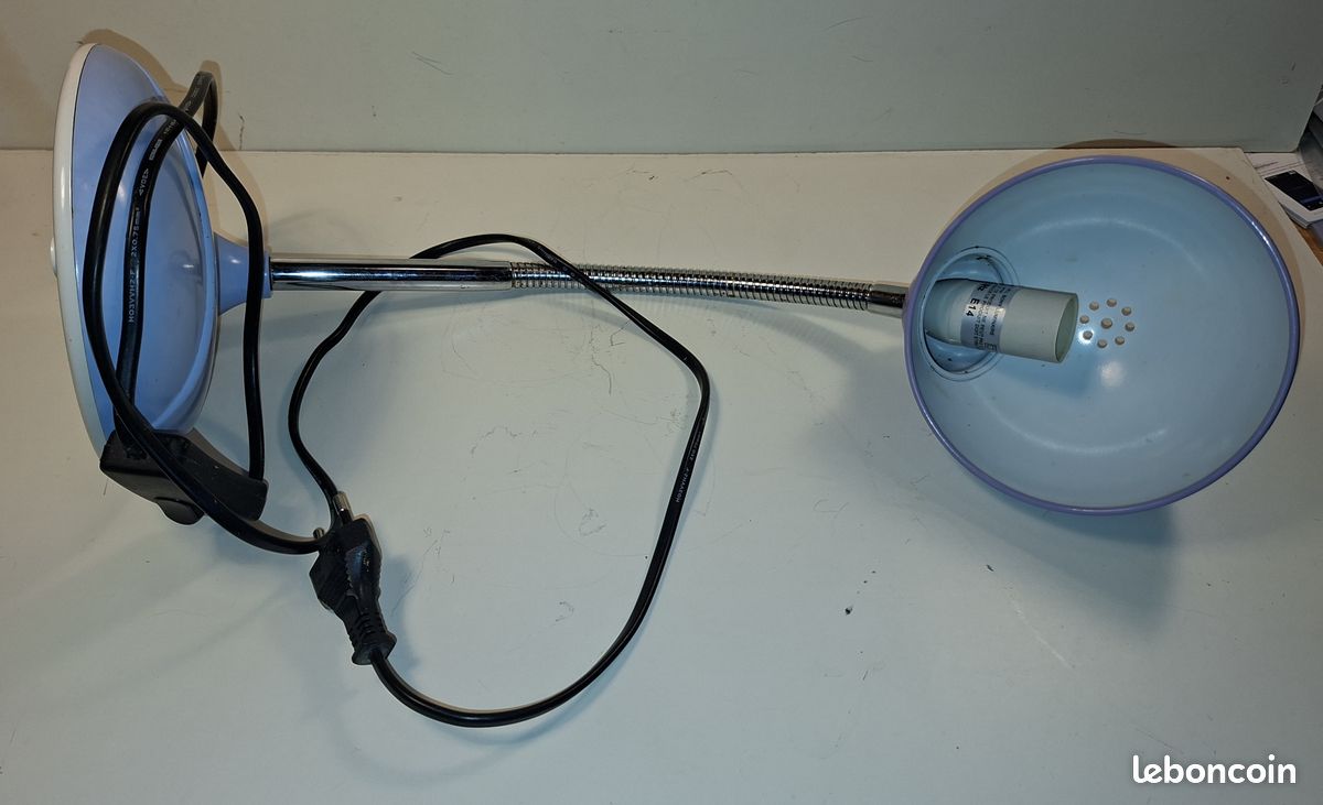 Lampe de bureau (image 1)